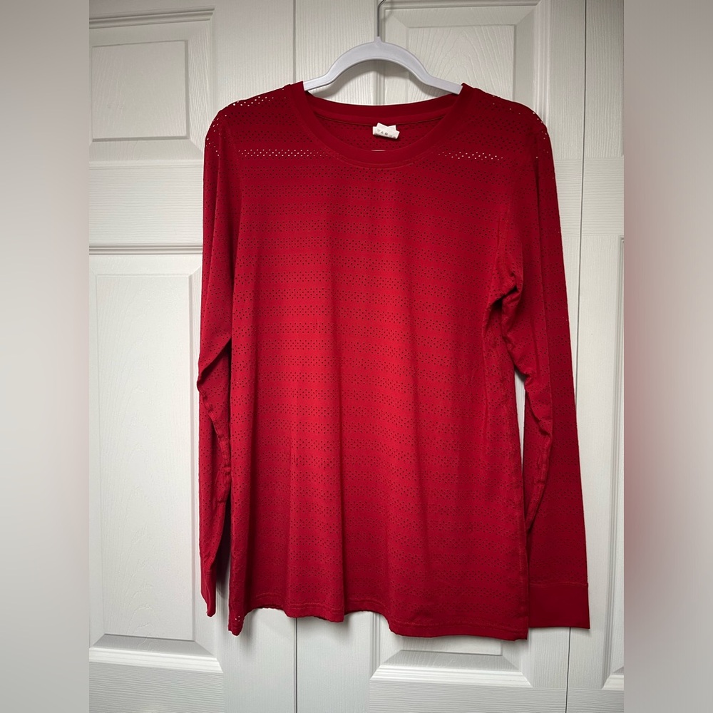 Zyia red chill long sleeve tee - size L